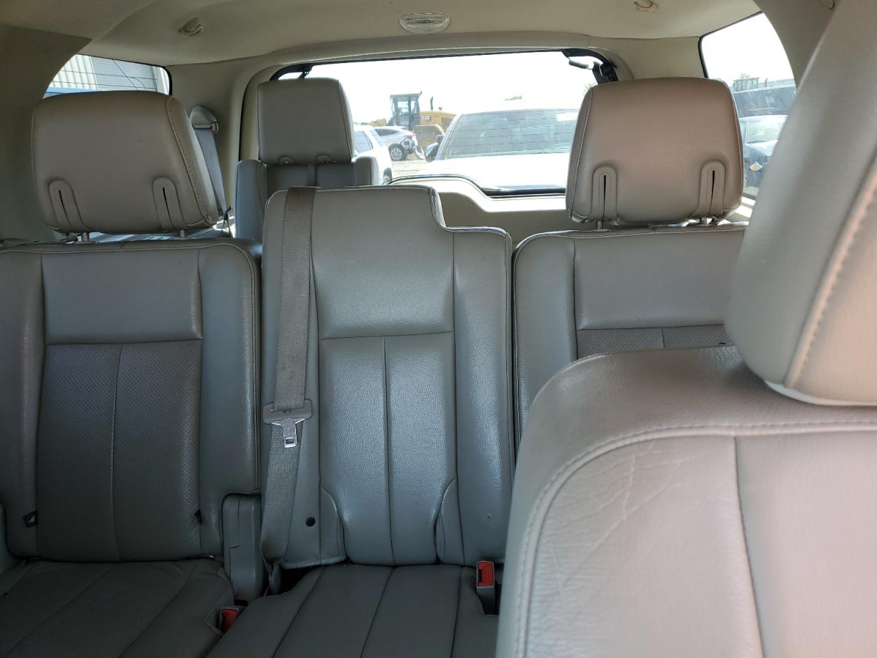 1FMJU2A56BEF15018 2011 Ford Expedition Limited