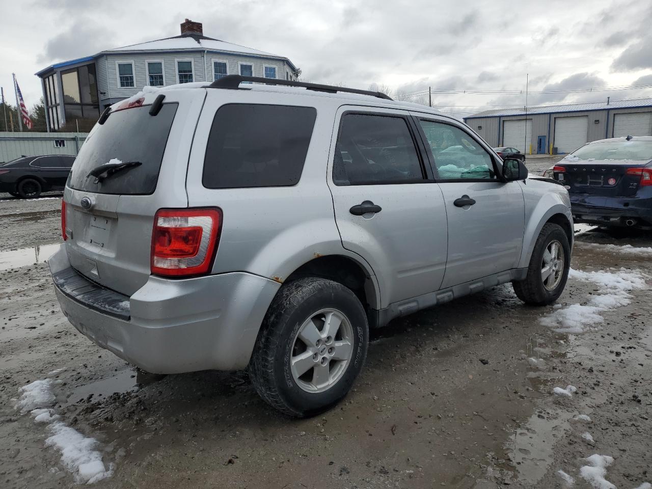 1FMCU9D70AKA54610 2010 Ford Escape Xlt