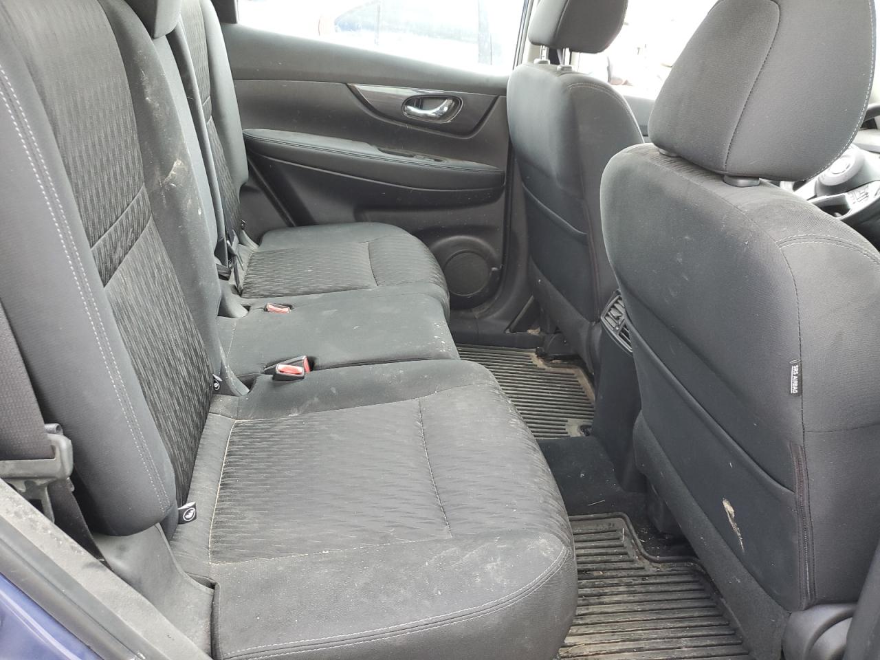 KNMAT2MT2JP578010 NISSAN ROGUE 2018