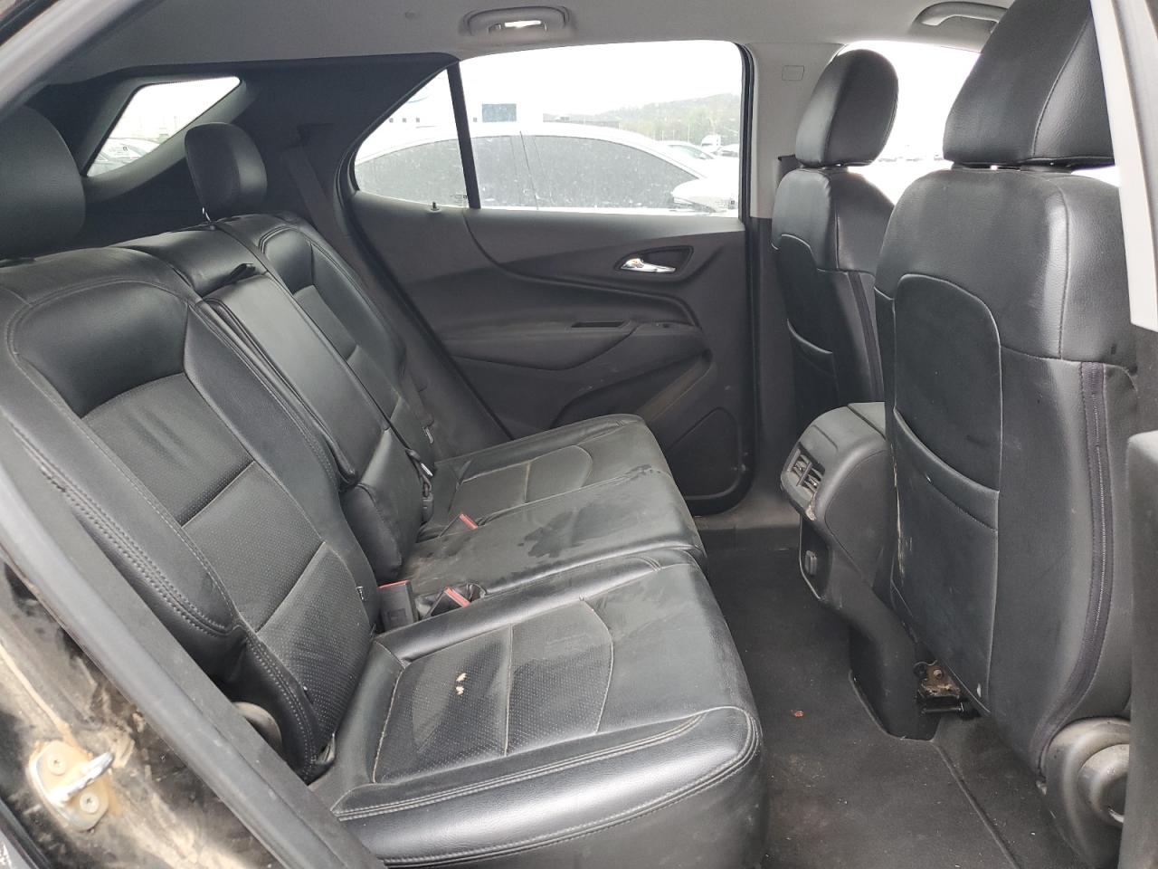 2GNAXJEV8J6240777 CHEVROLET EQUINOX 2018