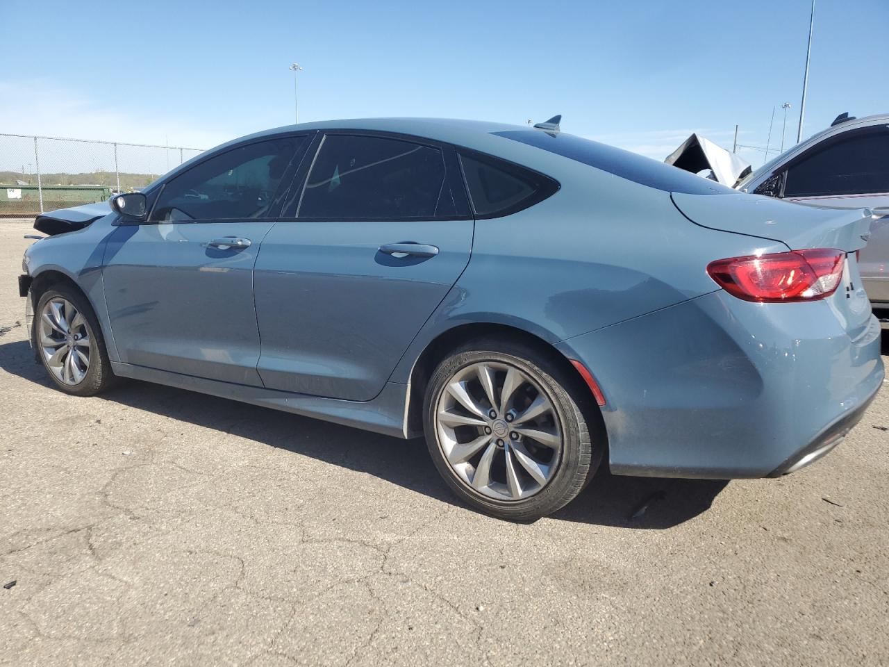 1C3CCCBBXFN699142 2015 Chrysler 200 S