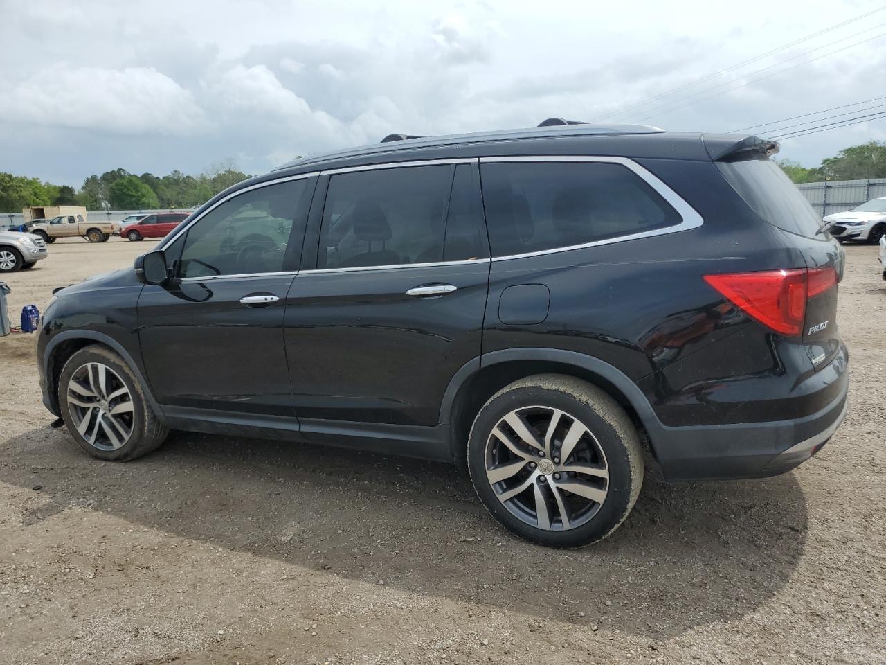 5FNYF5H94HB004907 HONDA PILOT 2017