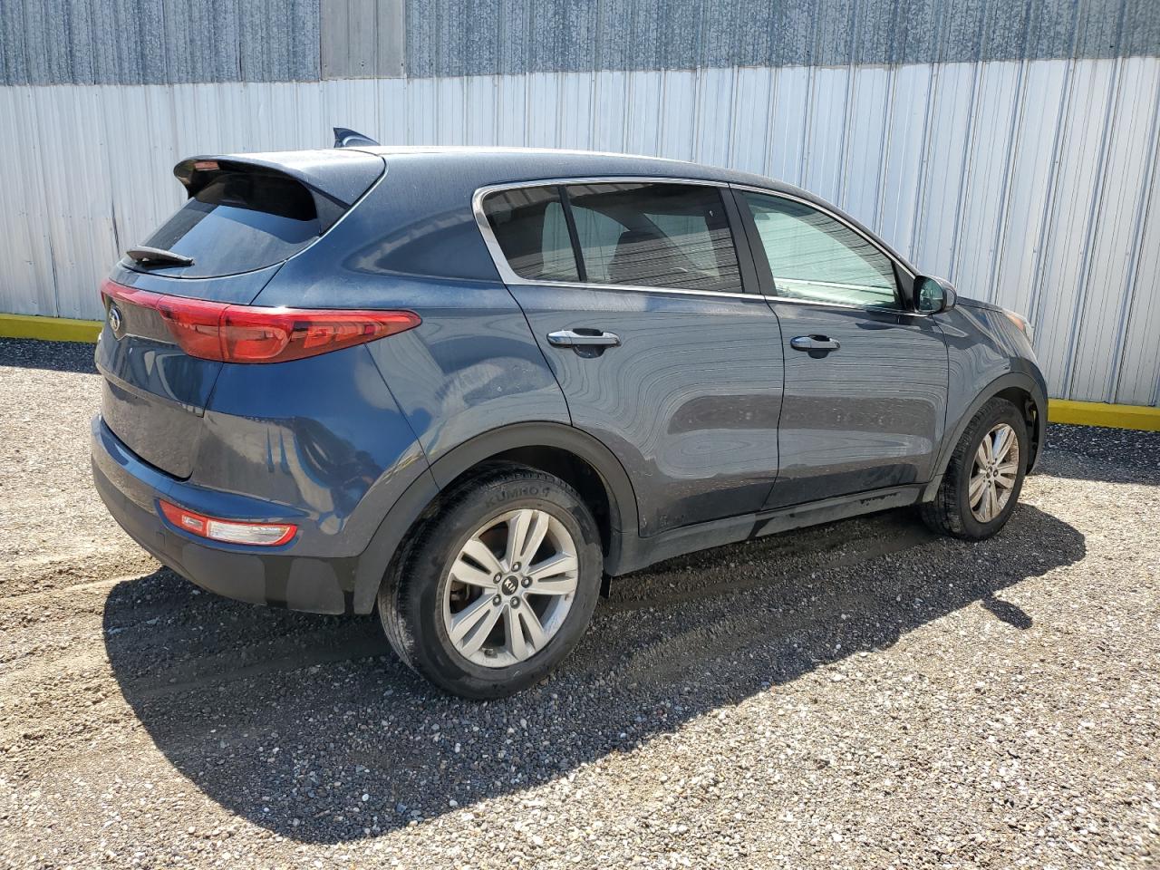 KNDPM3AC3H7173026 2017 Kia Sportage Lx