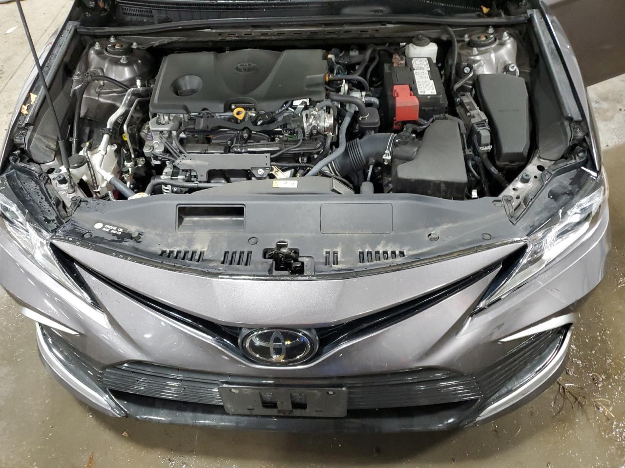 2021 Toyota Camry Le vin: 4T1C11AK1MU481550