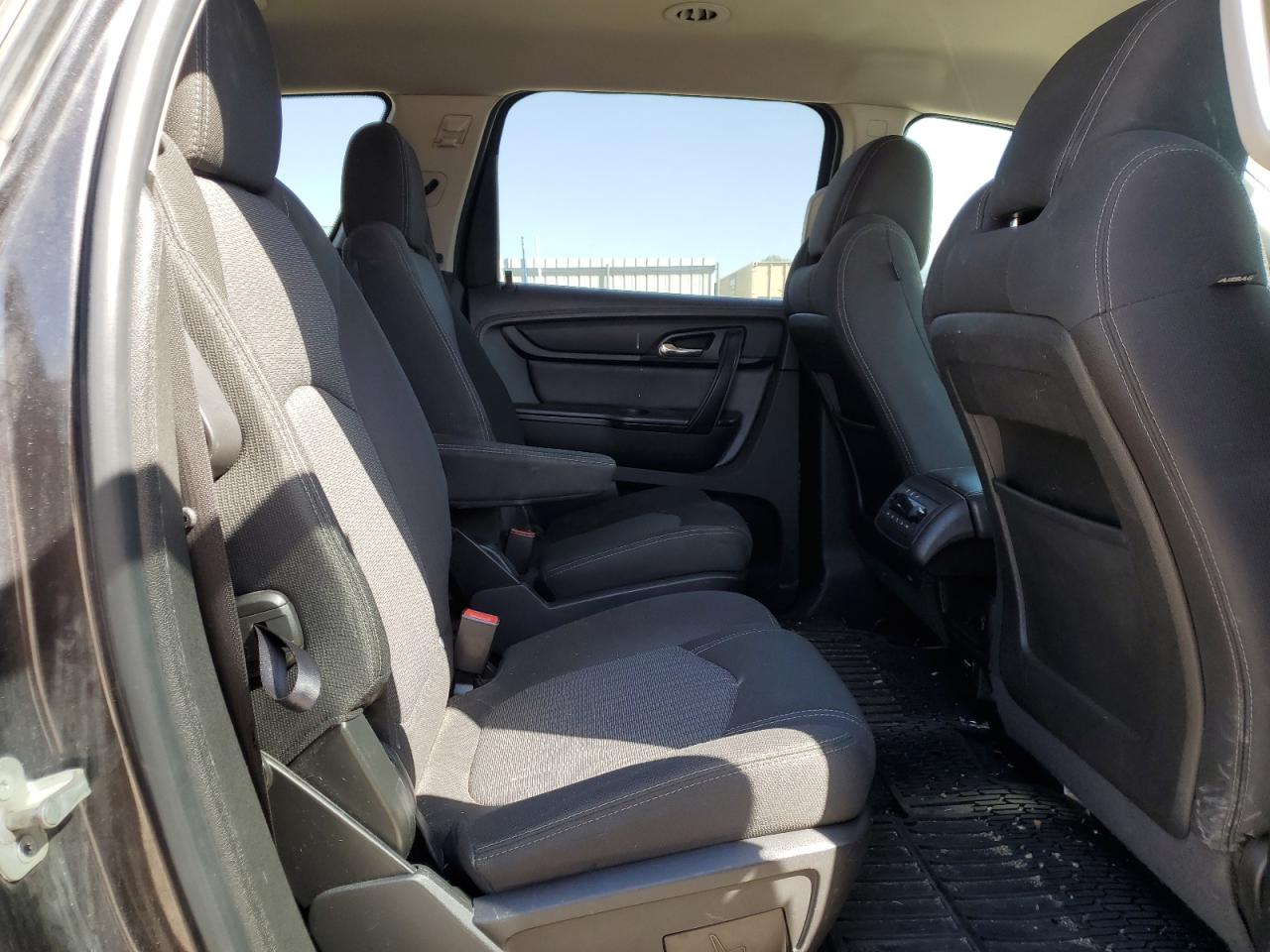1GNKVHKD8GJ164844 CHEVROLET TRAVERSE 2016