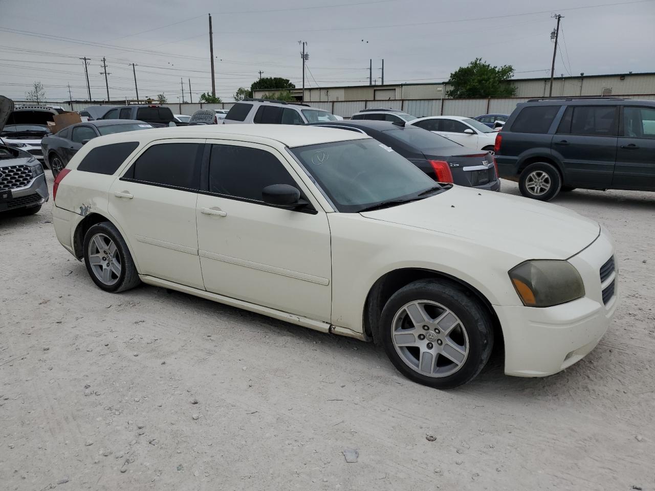 2D4FV48VX5H669837 2005 Dodge Magnum Sxt