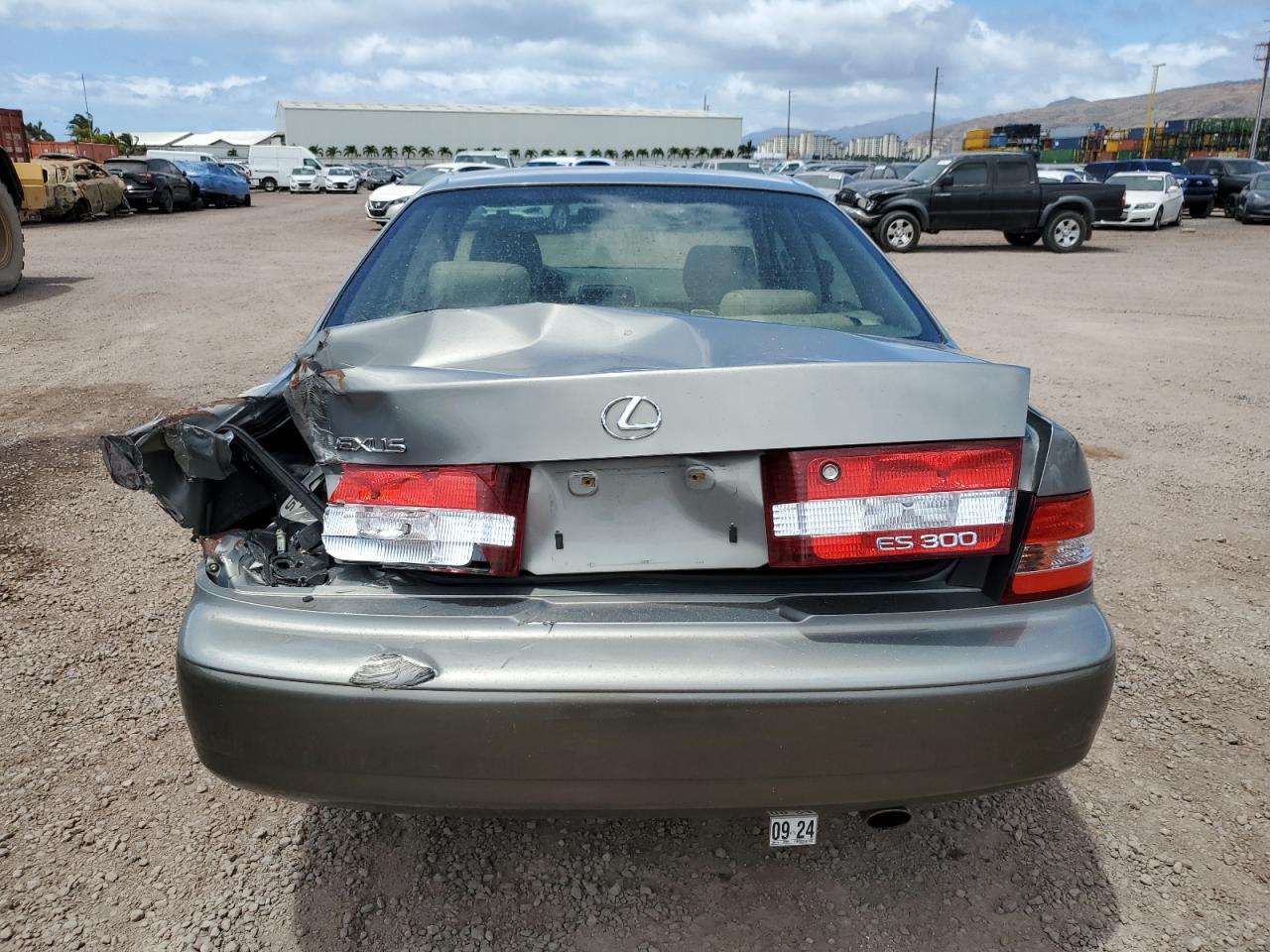 Lot #3020894722 2001 LEXUS ES 300