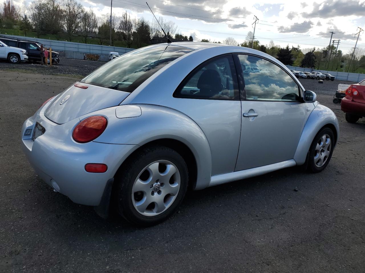 3VWCB21C72M441925 2002 Volkswagen New Beetle Gls