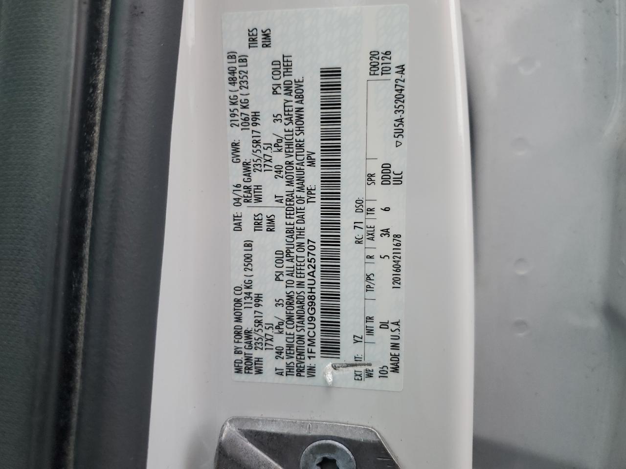 1FMCU9G98HUA25707 2017 Ford Escape Se