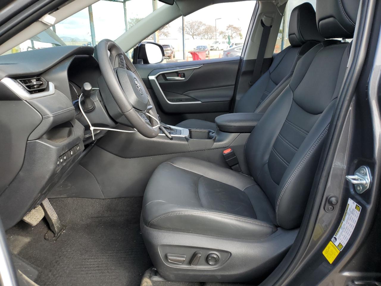 2T3B6RFV6RW049095 TOYOTA RAV4 2024