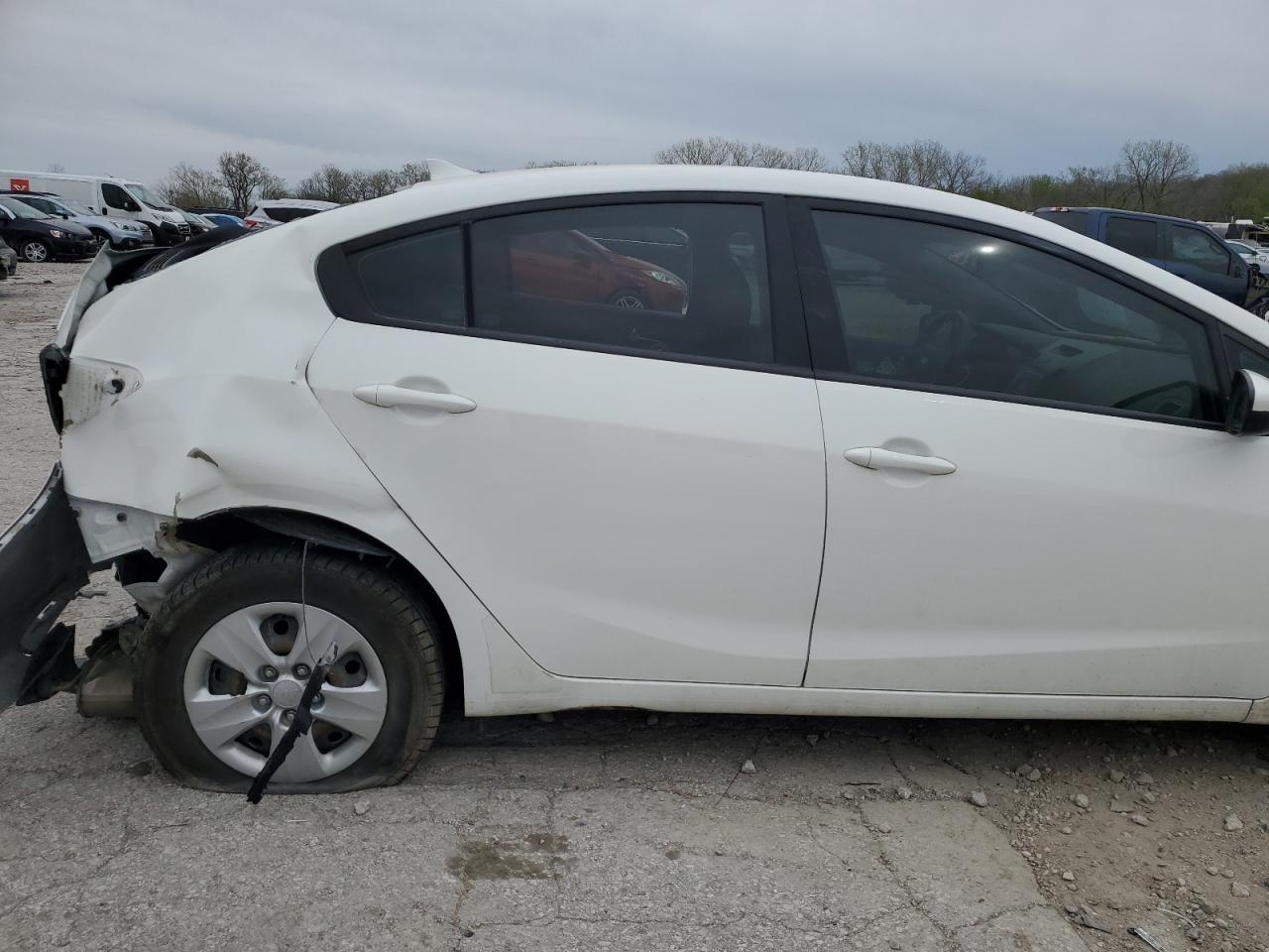 3KPFK4A76JE237575 KIA FORTE 2018