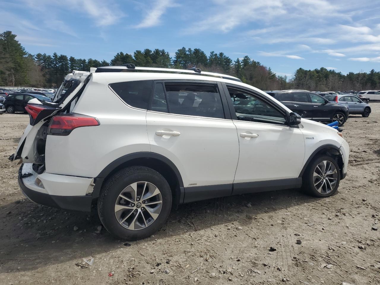 JTMRJREV7HD081323 2017 Toyota Rav4 Hv Le