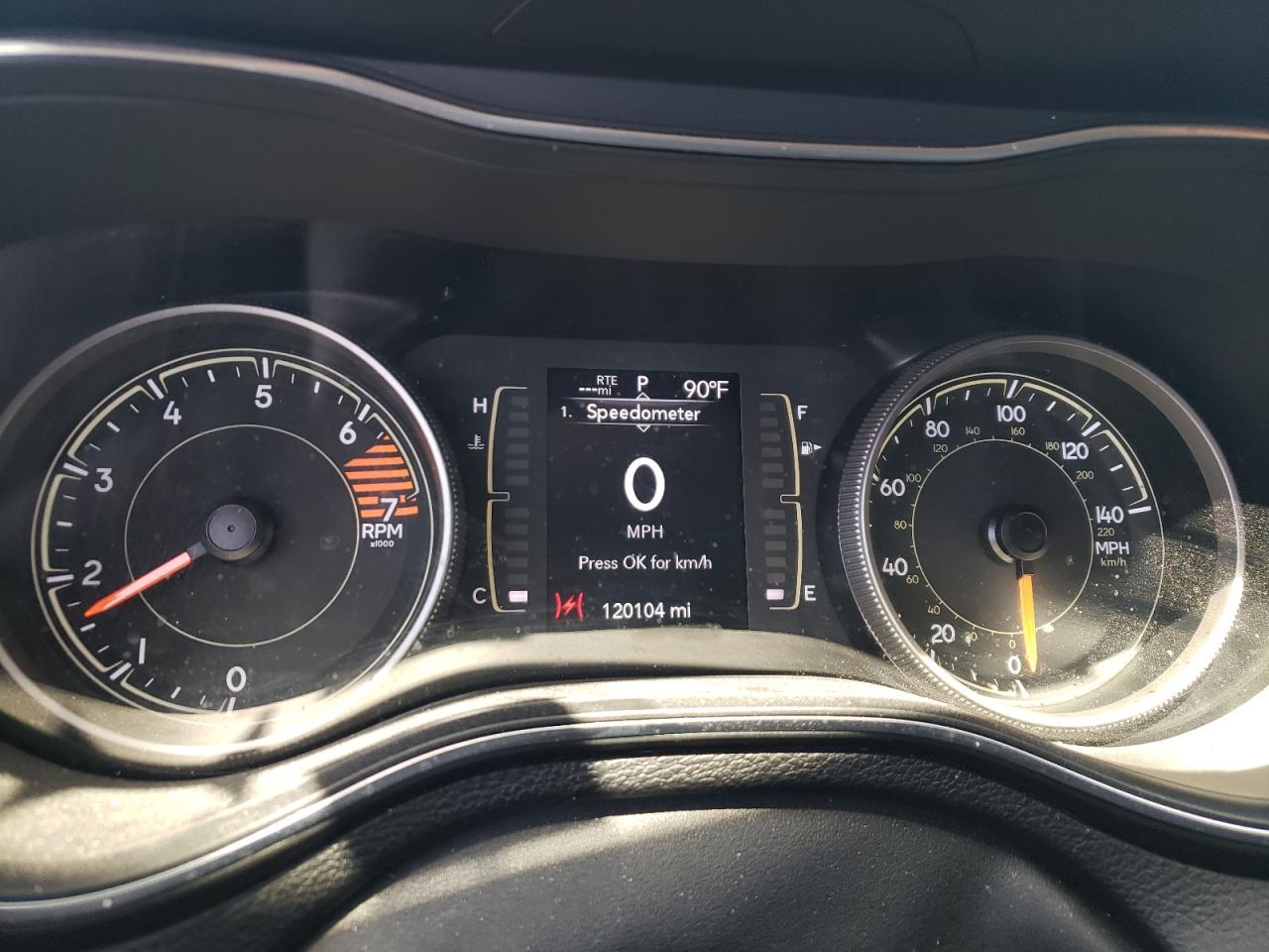 1C4PJLCB0KD160322 2019 Jeep Cherokee Latitude