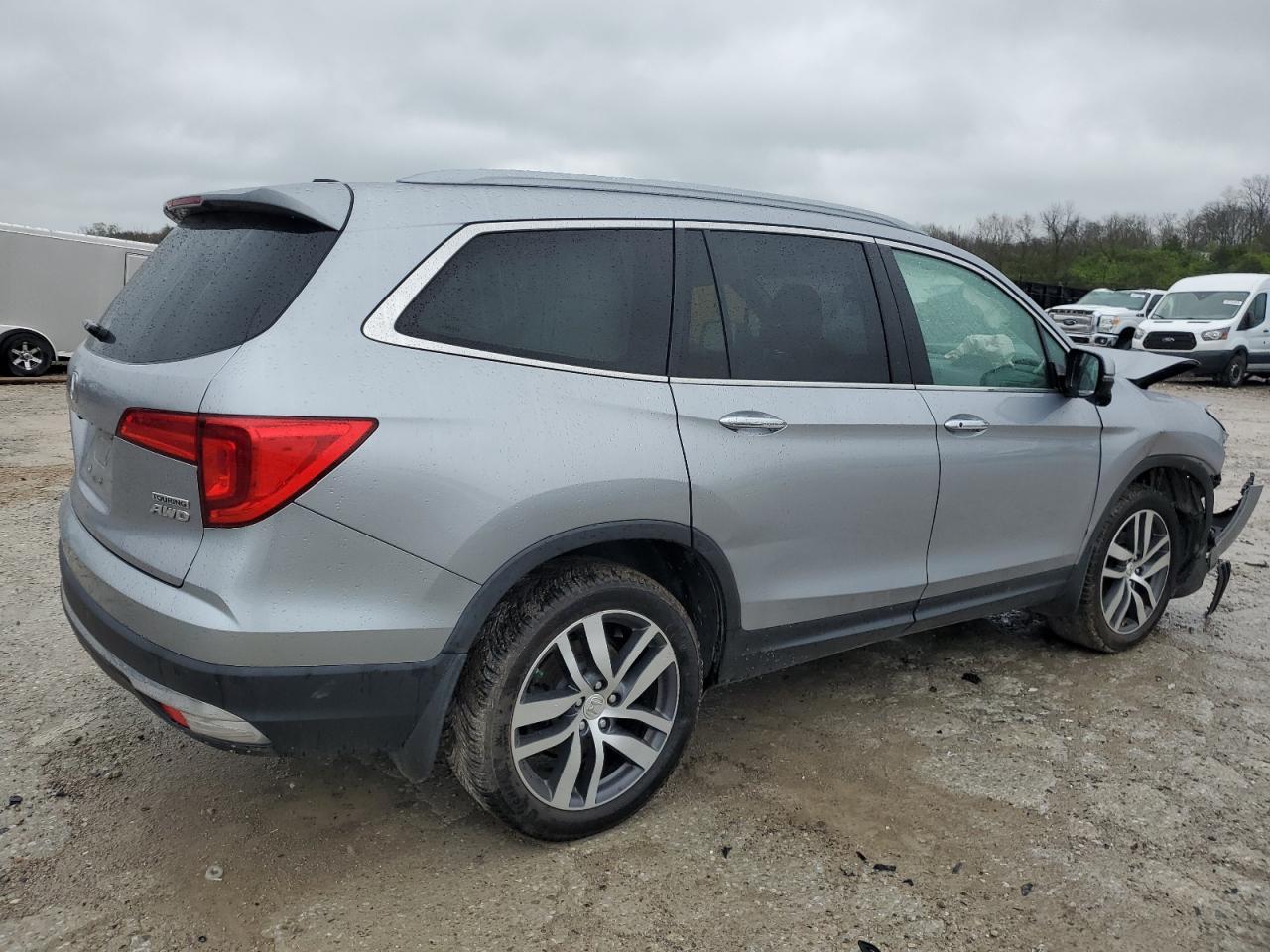 5FNYF6H99HB021210 HONDA PILOT 2017