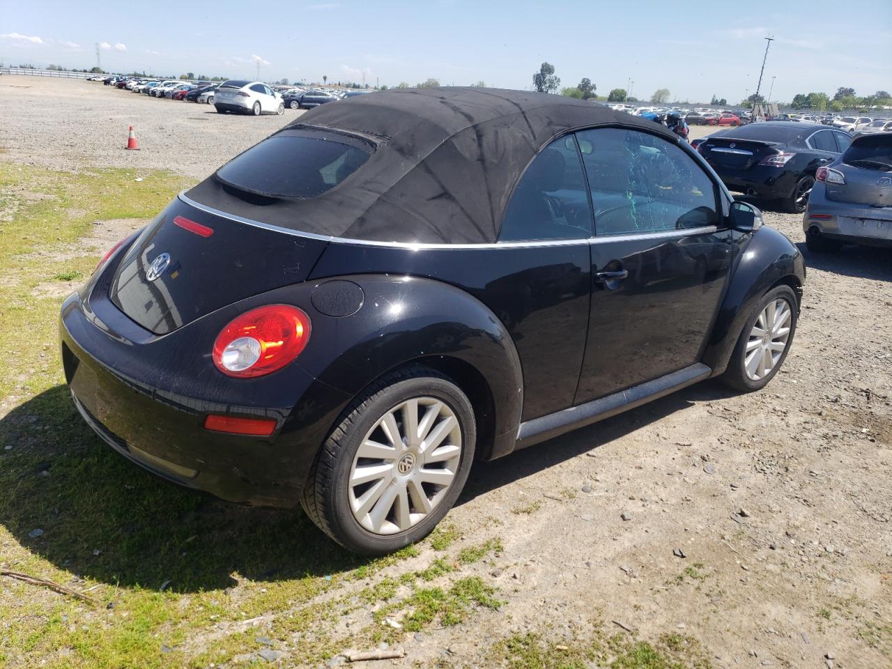 3VWRG31Y88M407207 2008 Volkswagen New Beetle Convertible Se