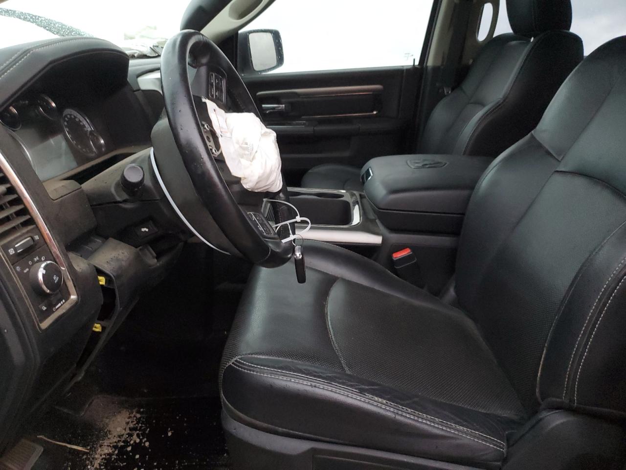 1C6RR7MTXHS575613 2017 Ram 1500 Sport