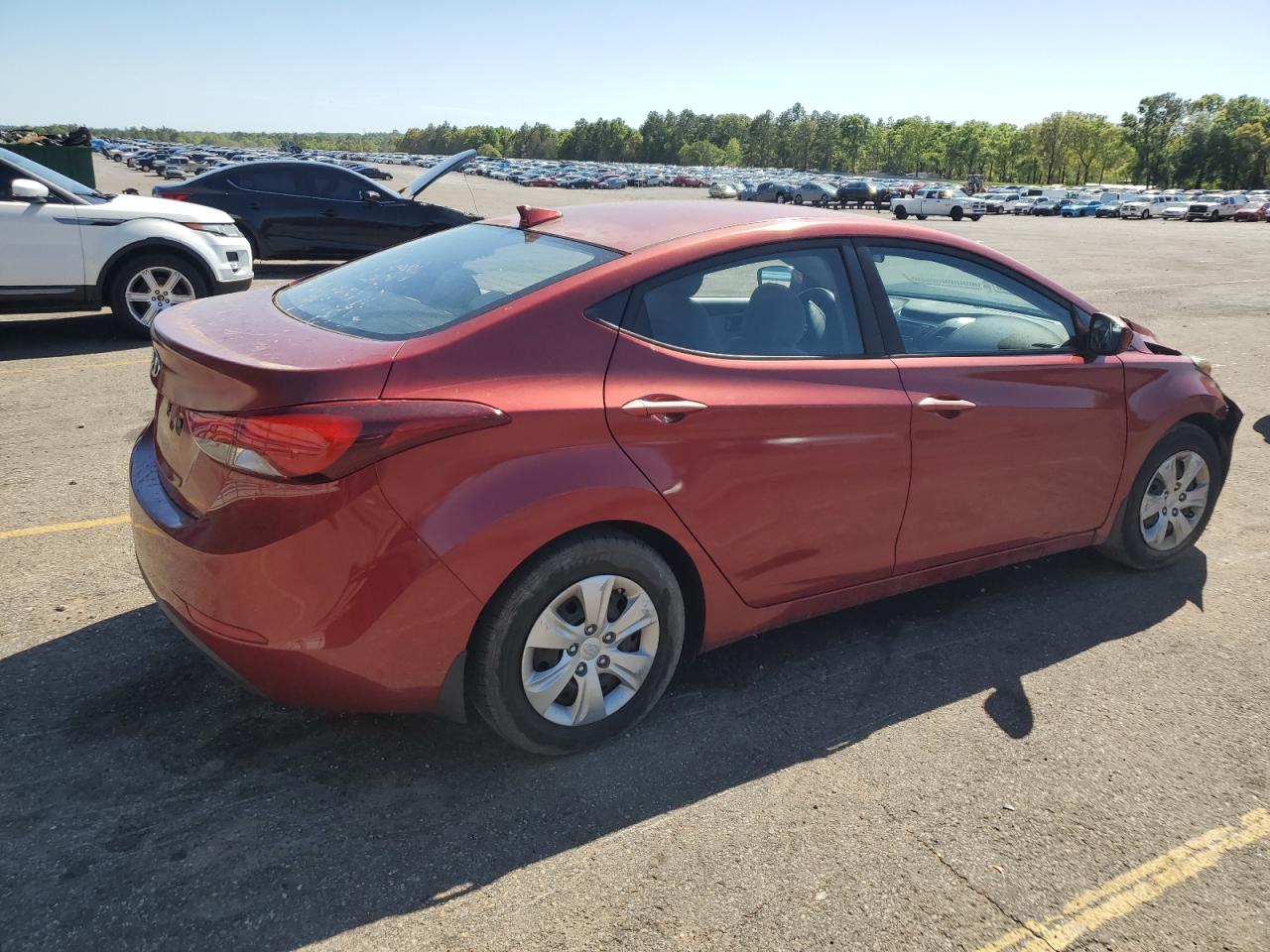 5NPDH4AE6GH786699 2016 Hyundai Elantra Se