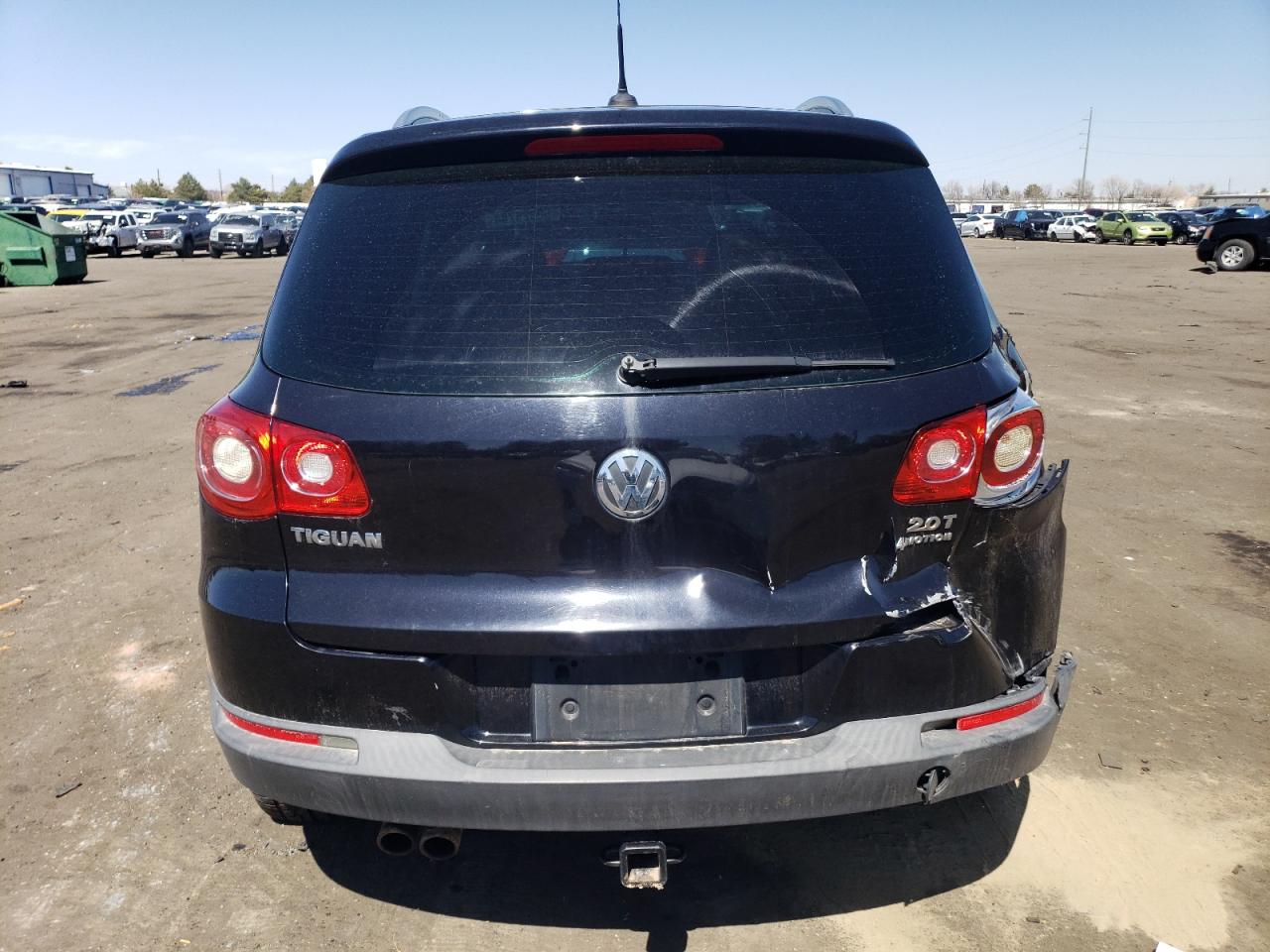 WVGBV7AX7AW516736 2010 Volkswagen Tiguan Se