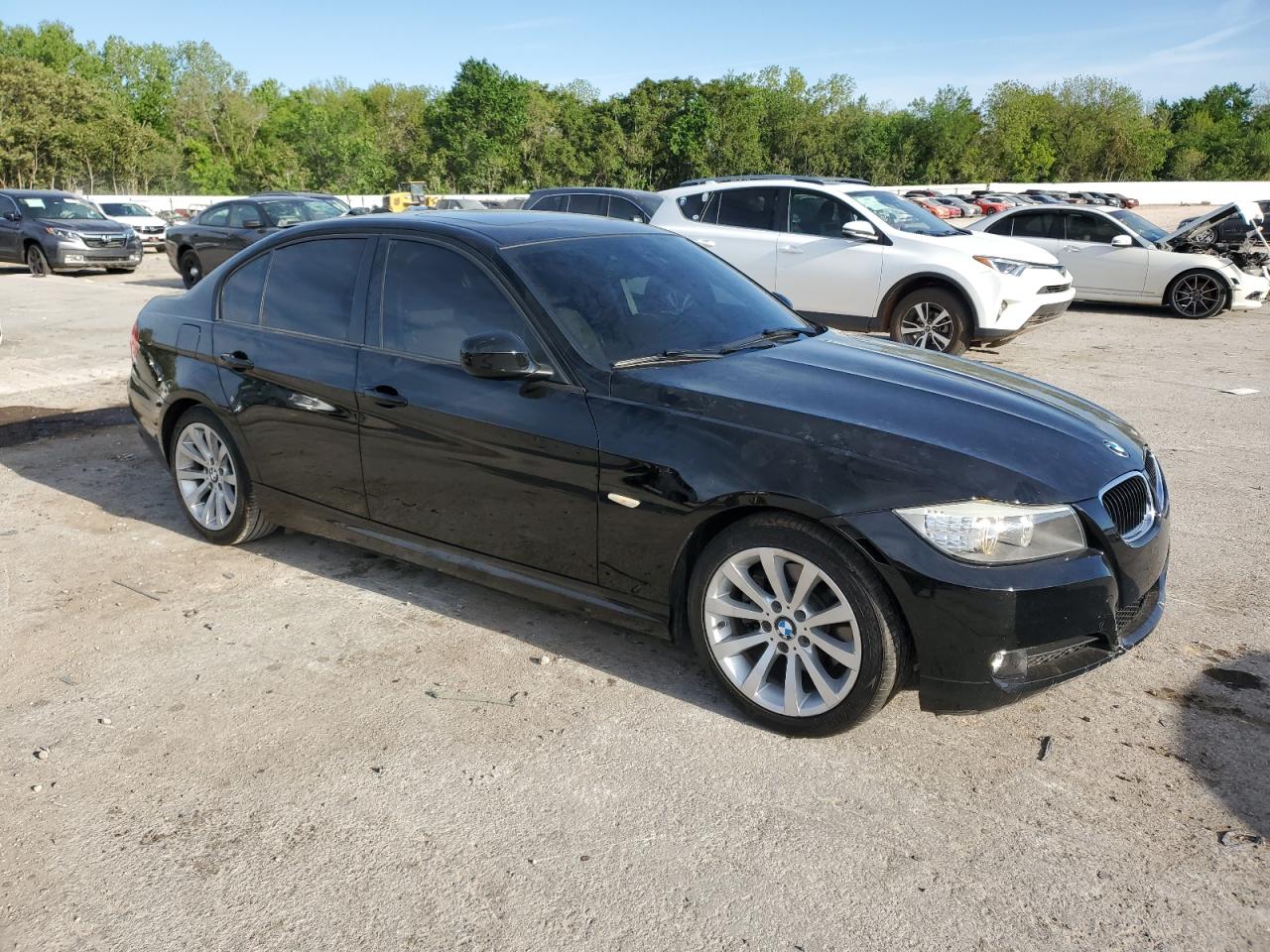 WBAPH7C59BE679213 2011 BMW 328 I