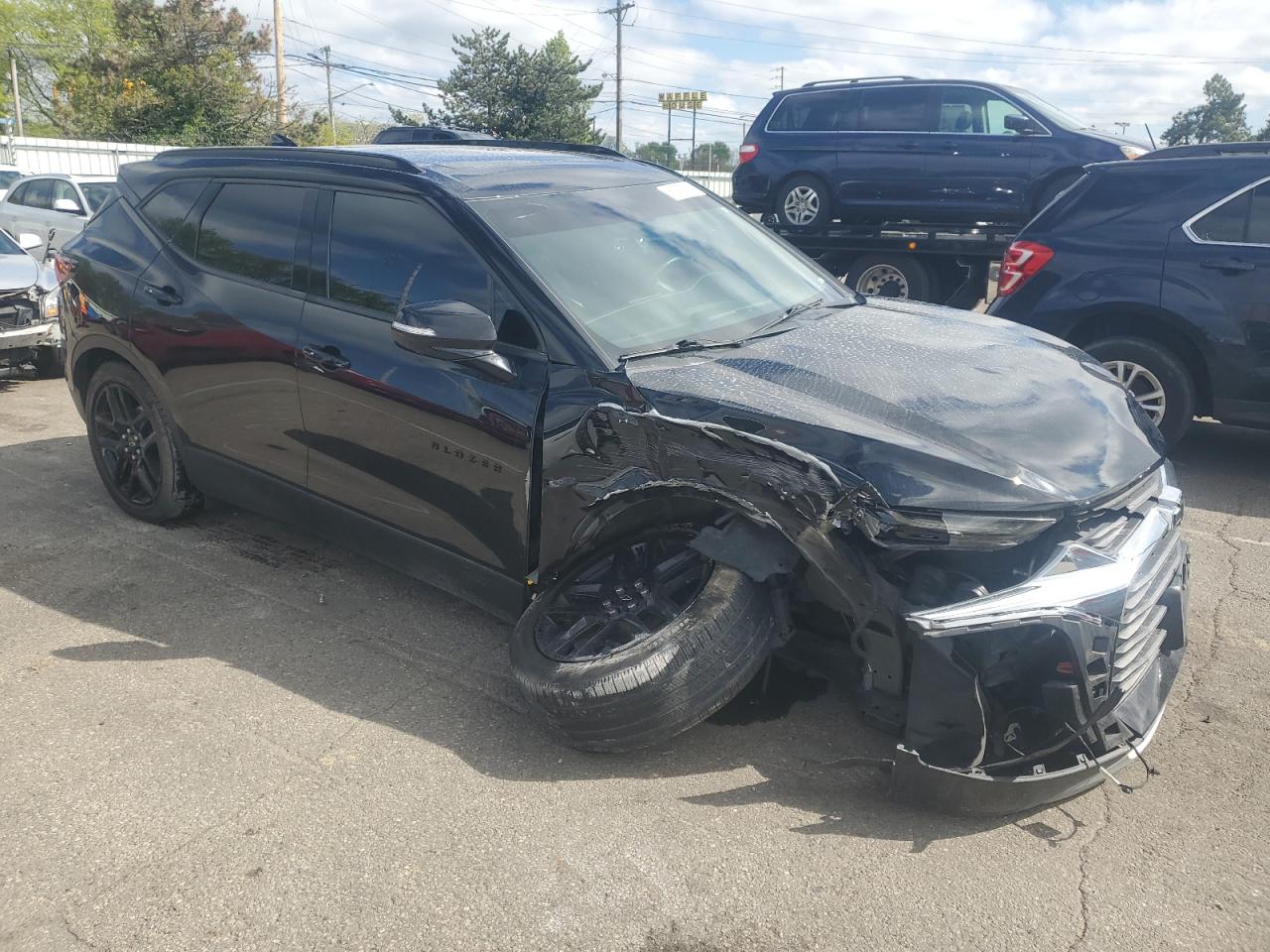 3GNKBDRS4KS607083 CHEVROLET BLAZER 2019