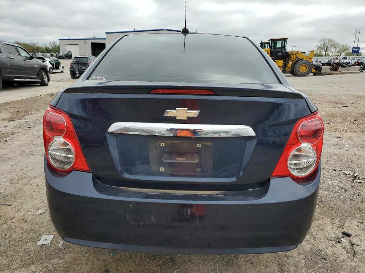 1G1JE5SB1G4160613 CHEVROLET SONIC 2016