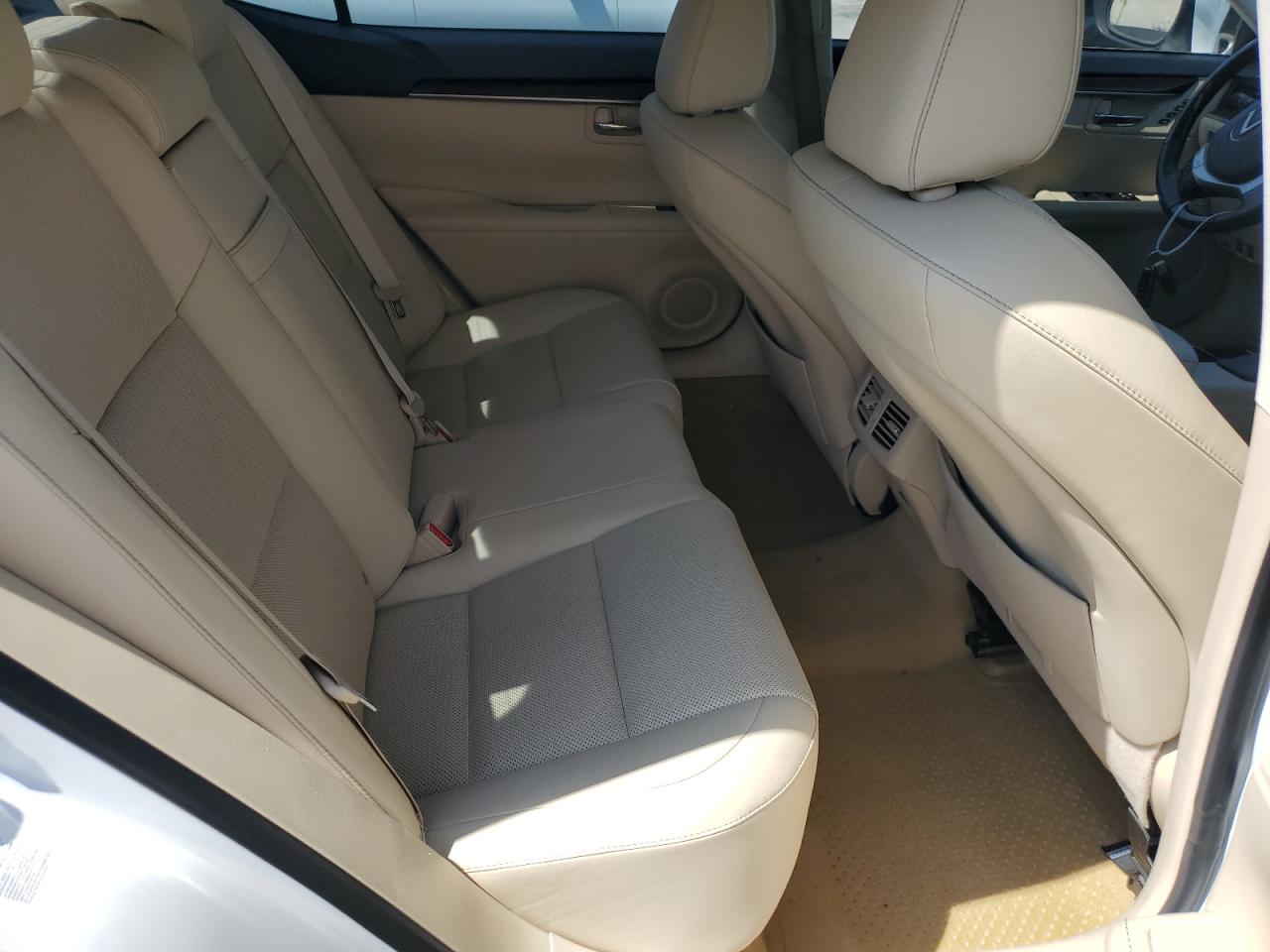 JTHBK1GG3E2115892 2014 Lexus Es 350