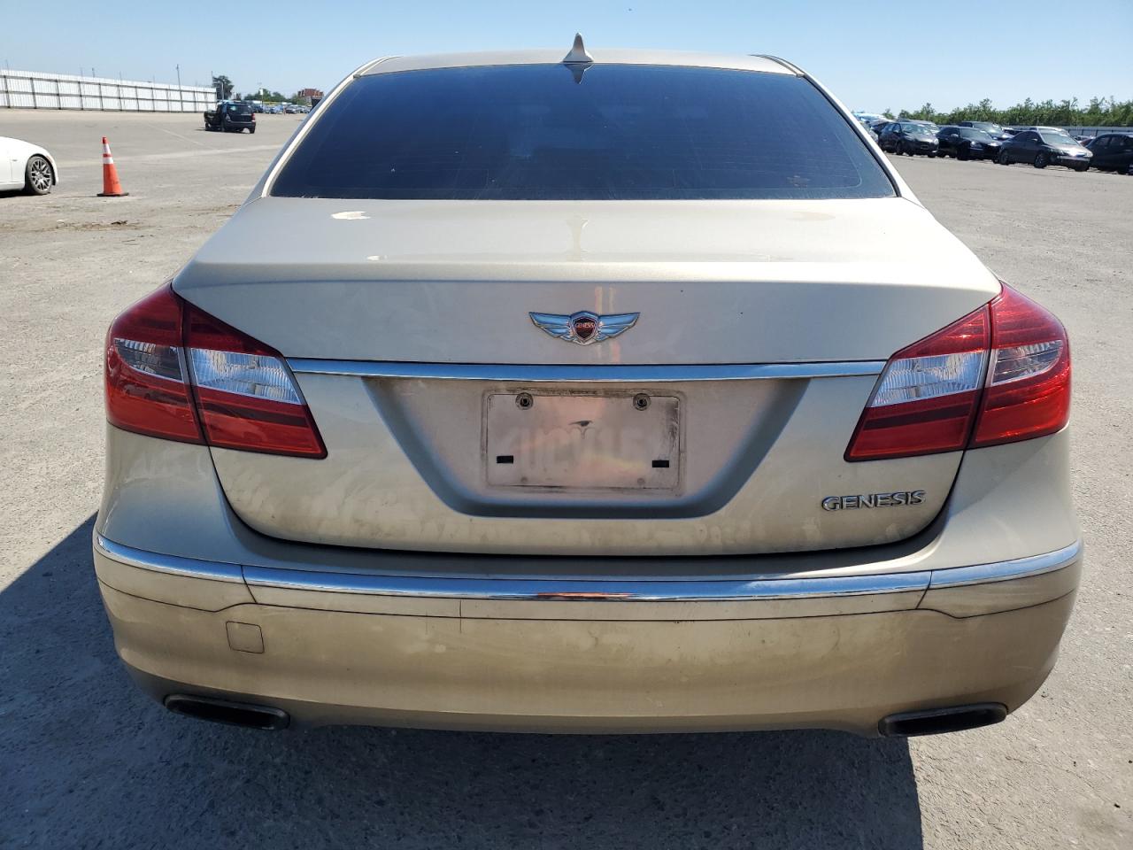 2012 Hyundai Genesis 3.8L vin: KMHGC4DD2CU179211