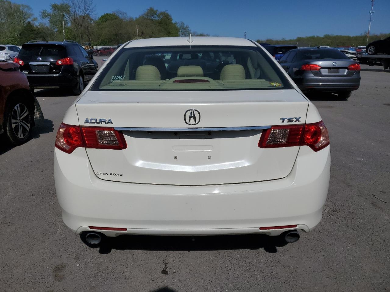 JH4CU2F61BC010450 2011 Acura Tsx