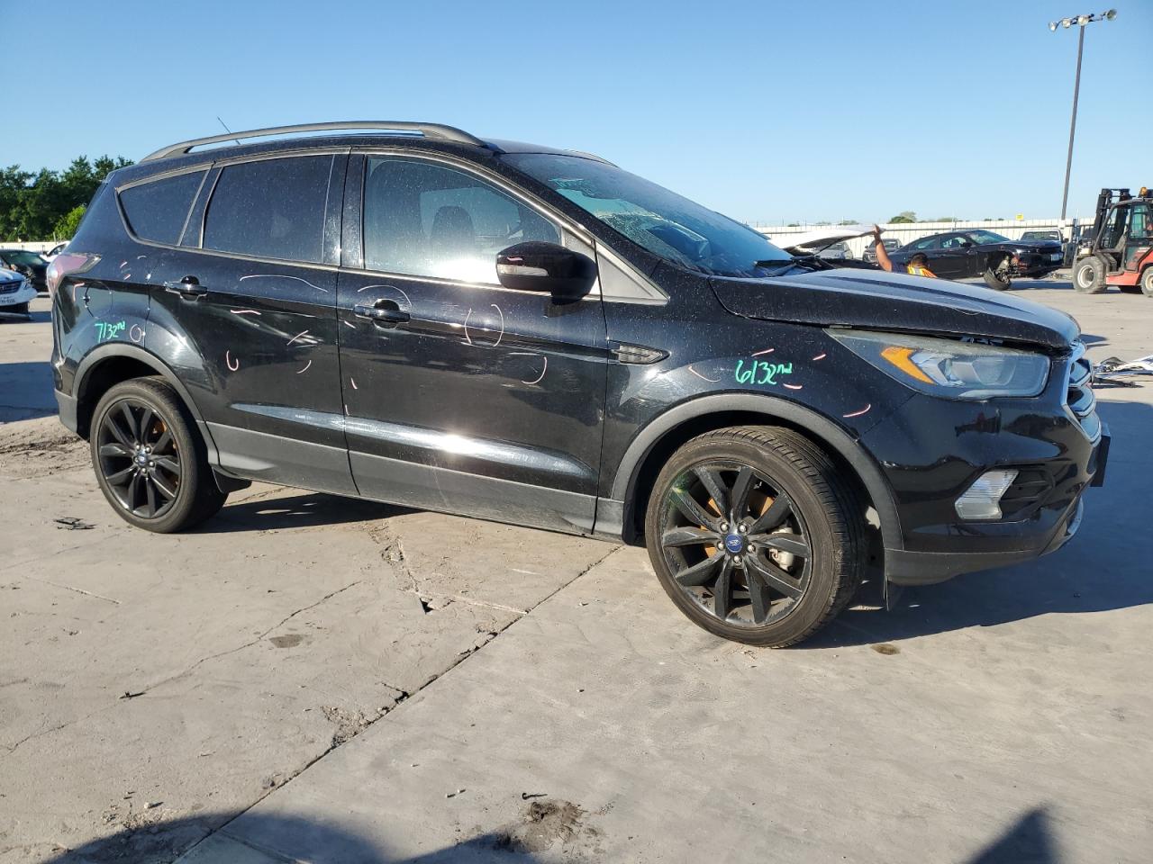 1FMCU0J99HUA93535 FORD ESCAPE 2017