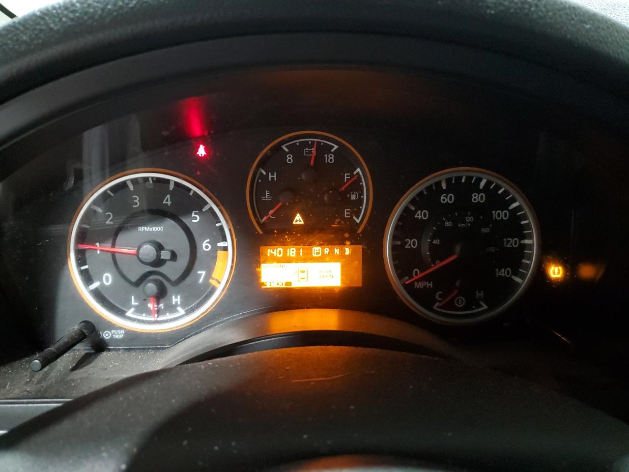 5N1BA0ND0CN602160 2012 Nissan Armada Sv