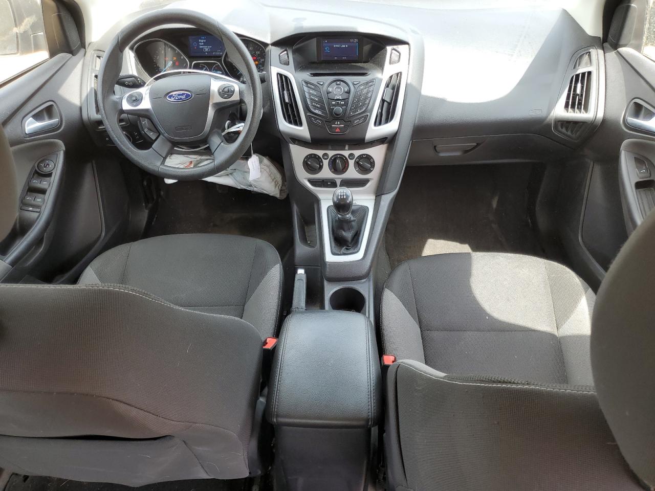 1FADP3F24EL435476 2014 Ford Focus Se