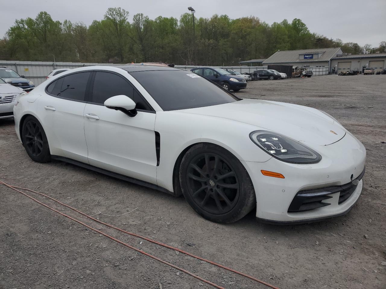 WP0AA2A71JL100679 2018 Porsche Panamera 4