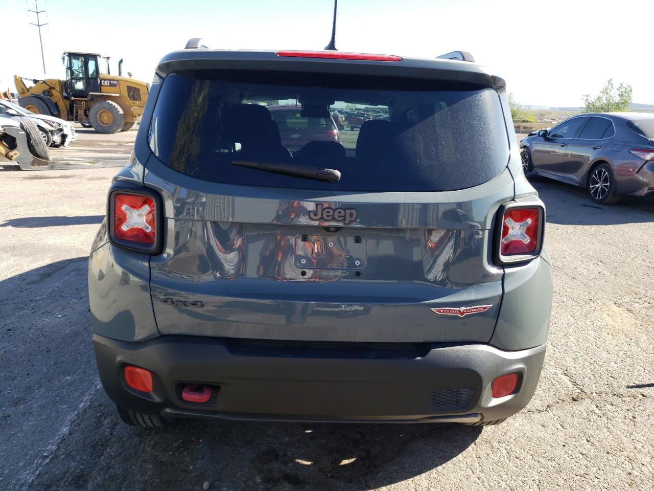 2015 Jeep Renegade Trailhawk vin: ZACCJBCT8FPC17987