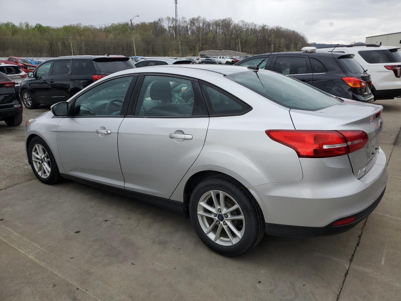 1FADP3F25FL229049 2015 Ford Focus Se