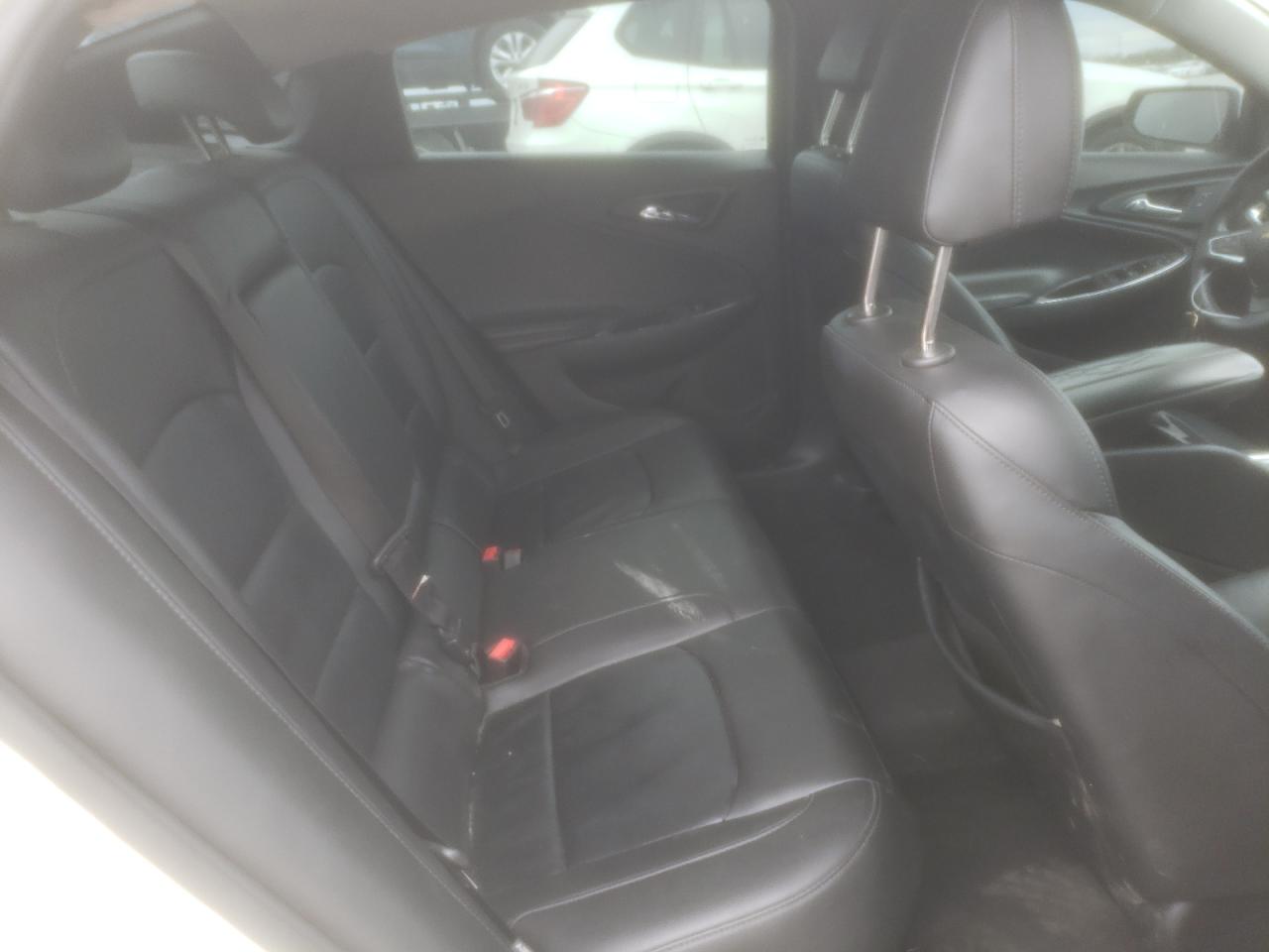 1G1ZE5ST1GF267306 CHEVROLET MALIBU 2016