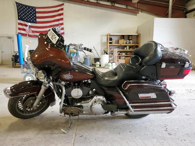 2011 HARLEY-DAVIDSON FLHTCU 1HD1FC419BB637594