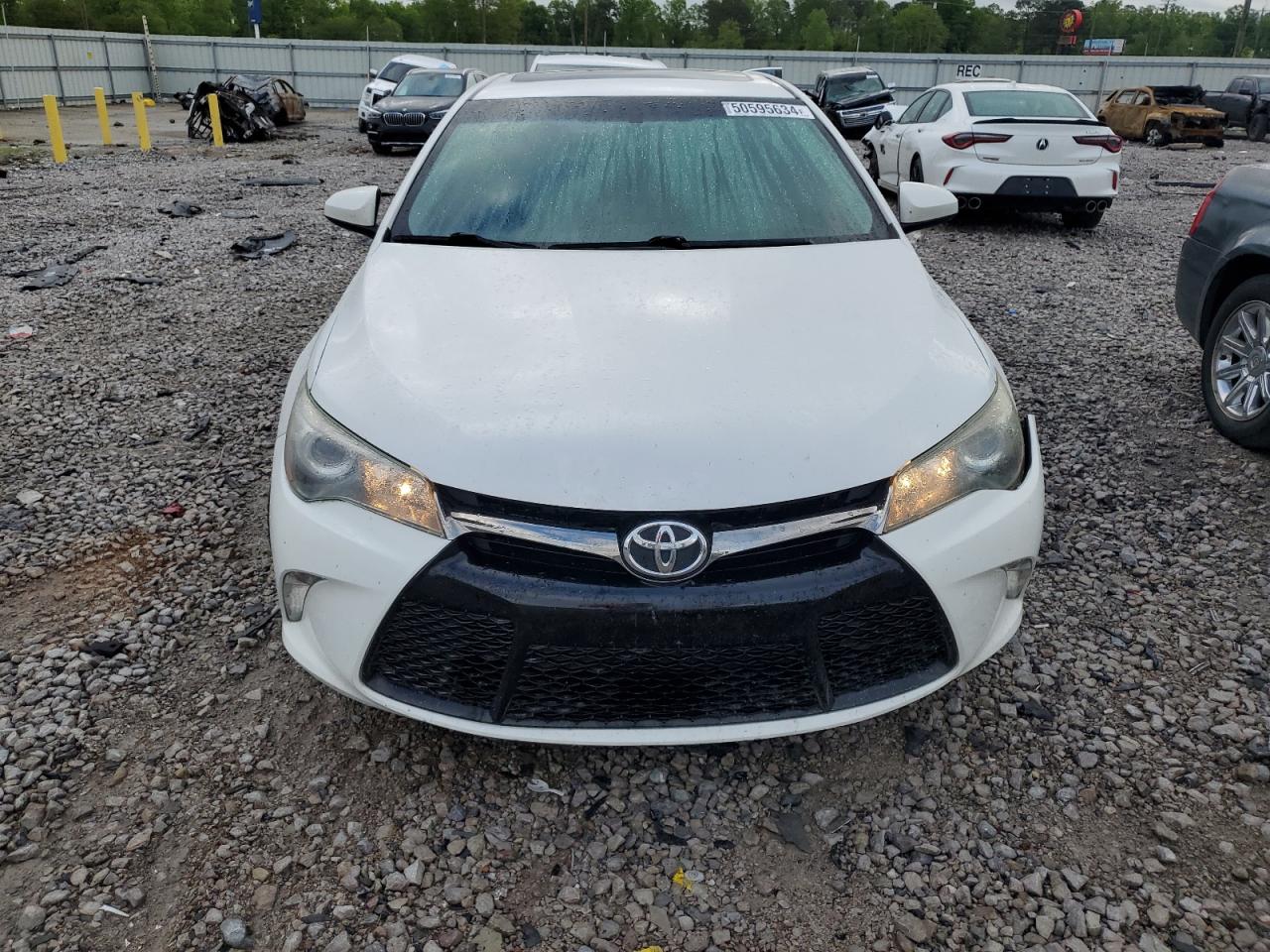 4T1BF1FK7GU251294 2016 Toyota Camry Le