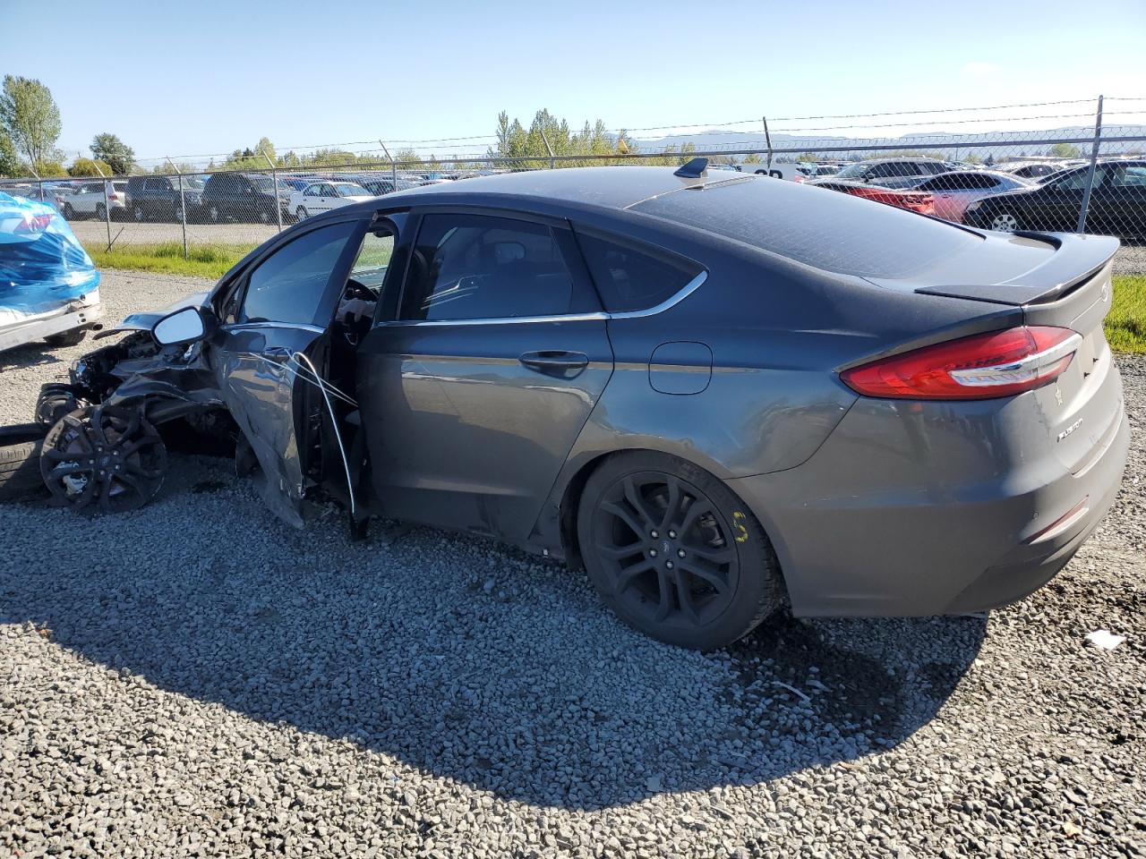3FA6P0HD6KR284823 FORD FUSION 2019