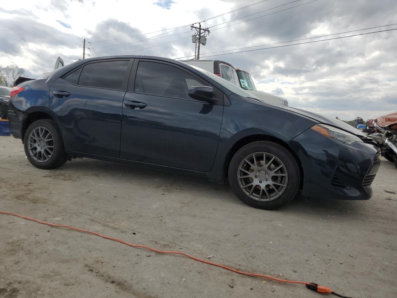 5YFBURHE4HP663381 TOYOTA COROLLA 2017