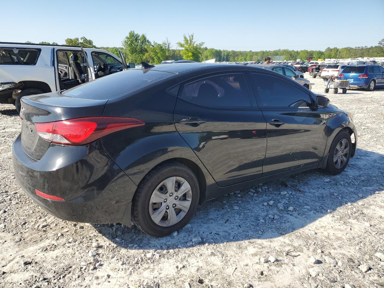 kmhdh4aexgu481126 KMHDH4AEXGU481126 2016 Hyundai Elantra Se