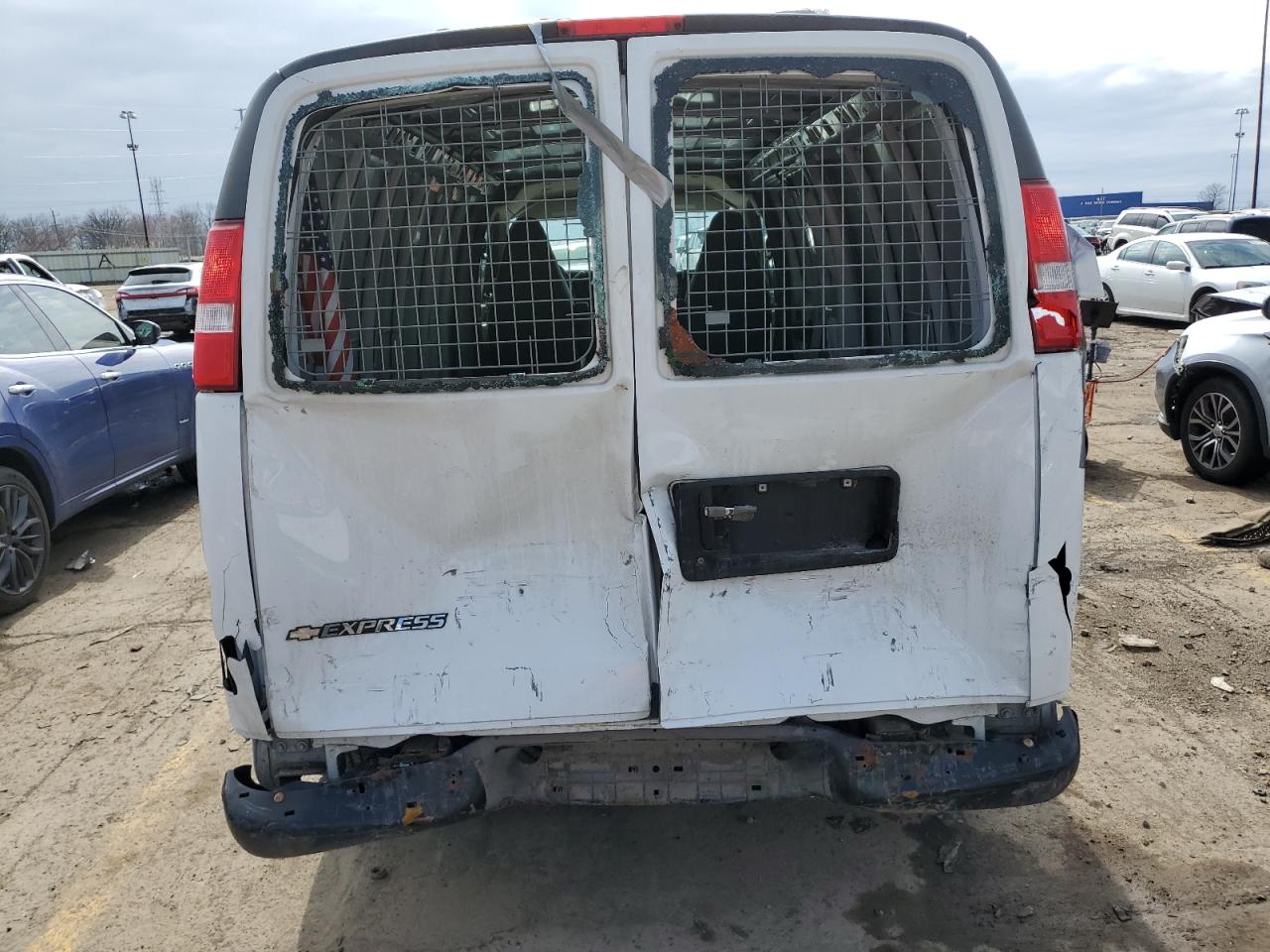1GCWGBFP4K1226674 CHEVROLET EXPRESS 2019