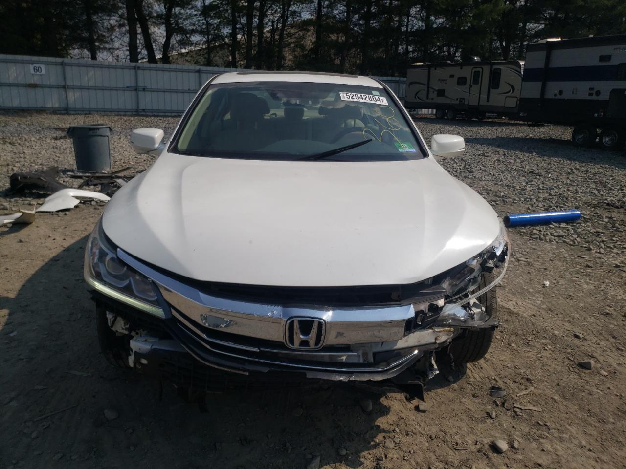 1HGCR2F04HA081534 2017 Honda Accord Ex