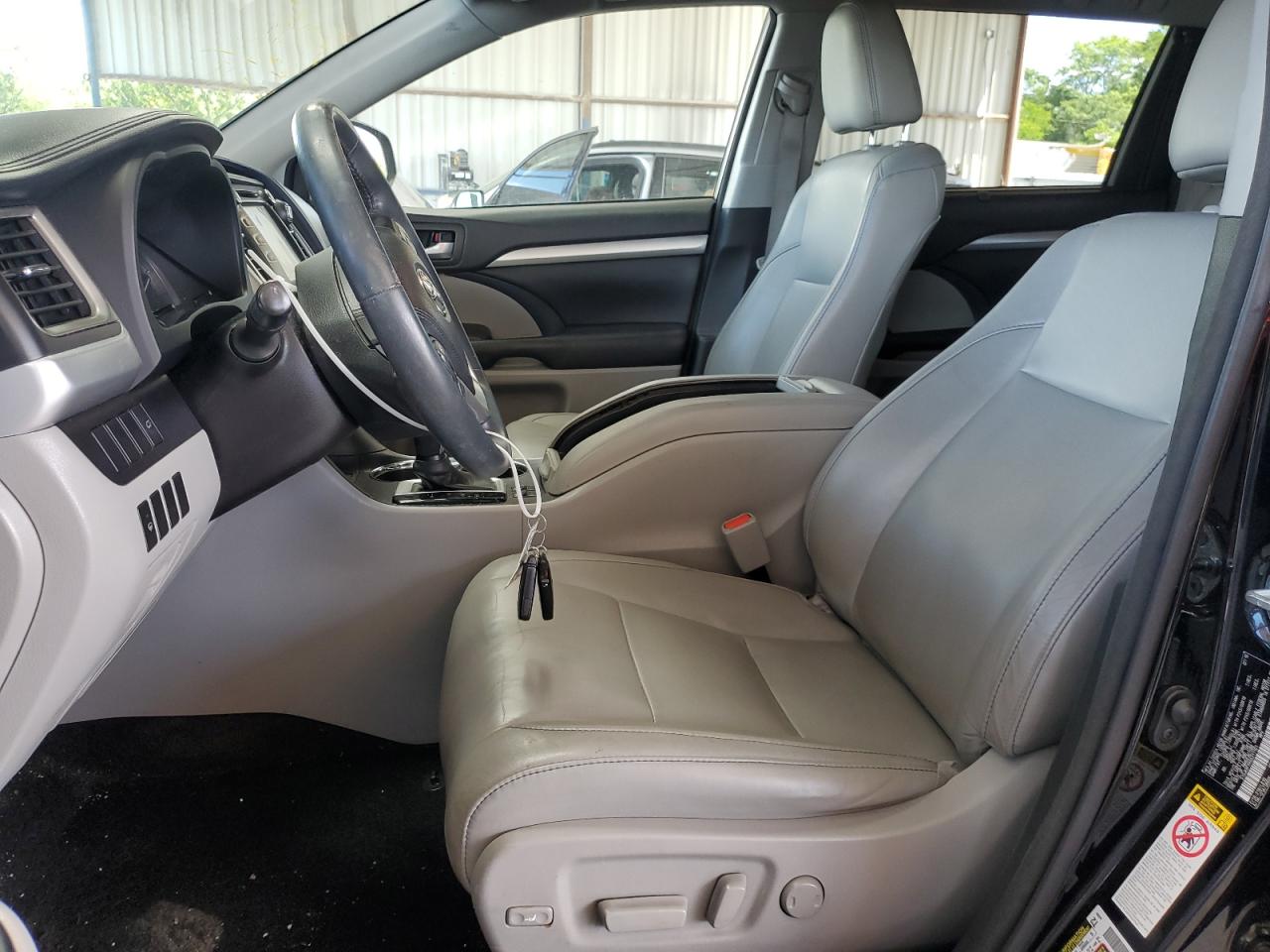 5TDJKRFH4GS311101 TOYOTA HIGHLANDER 2016