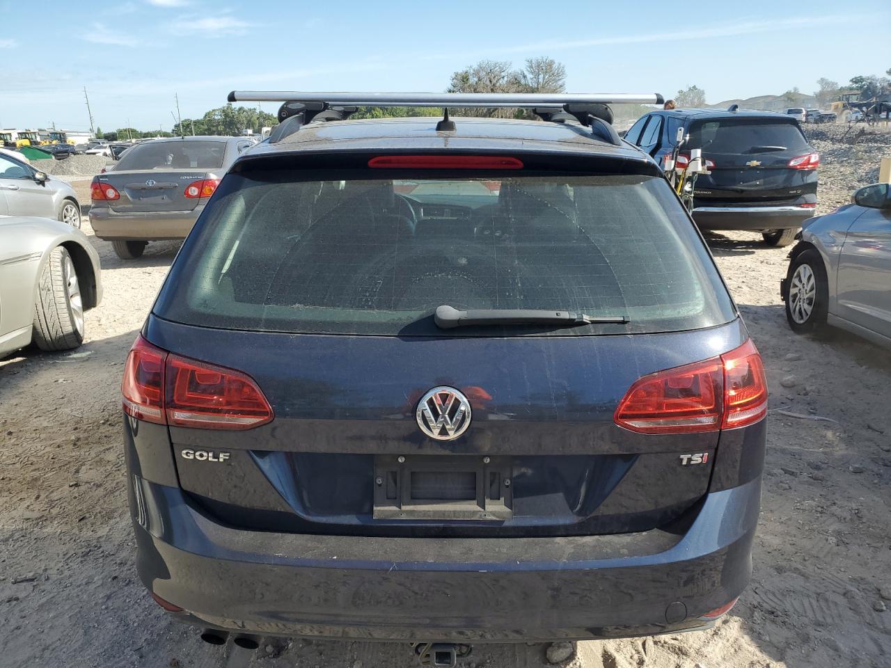 3VWC17AU2GM522945 VOLKSWAGEN GOLF 2016