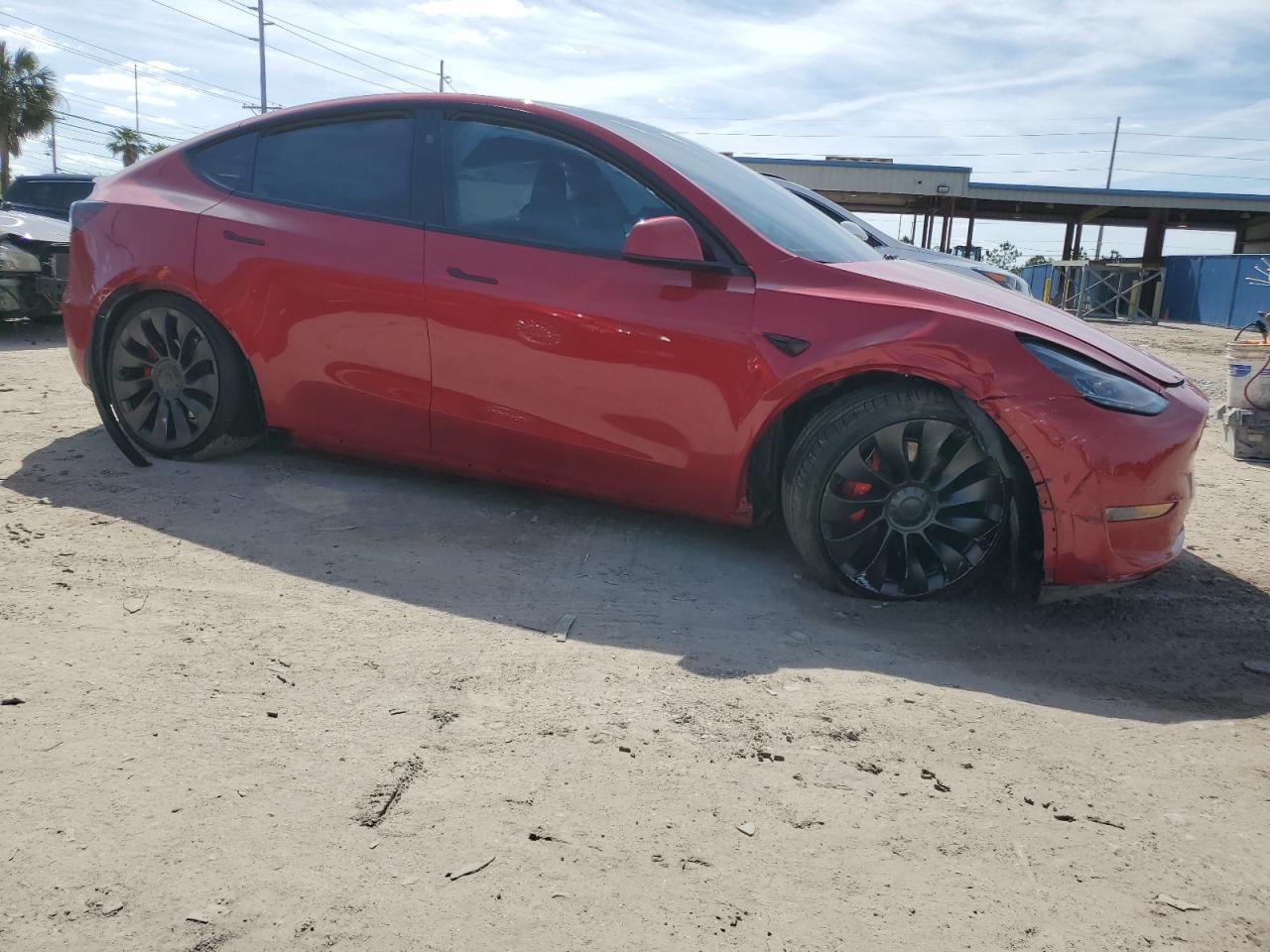 7SAYGDEF4PF921168 2023 Tesla Model Y