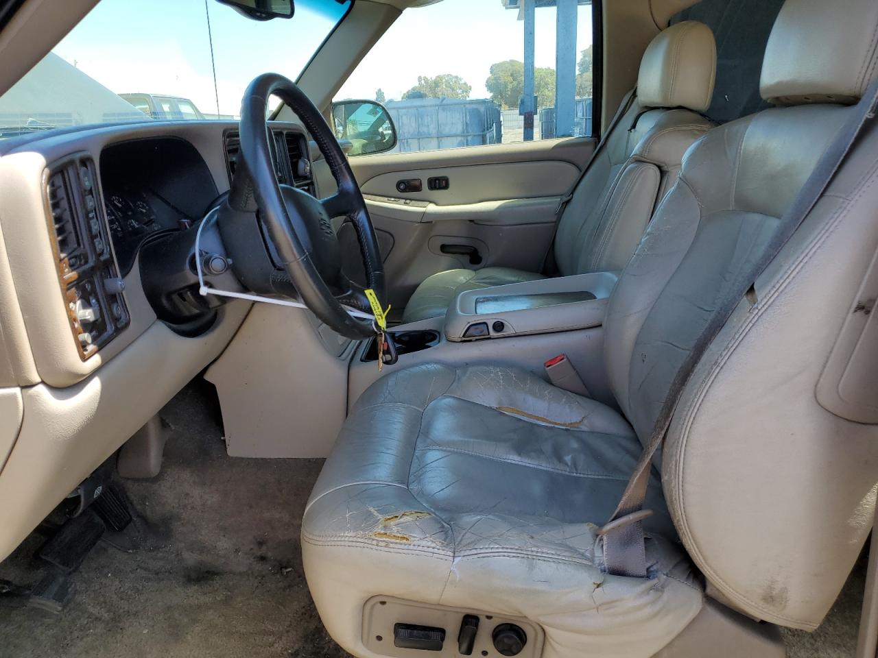 1GNEK13TX2J234713 2002 Chevrolet Tahoe K1500