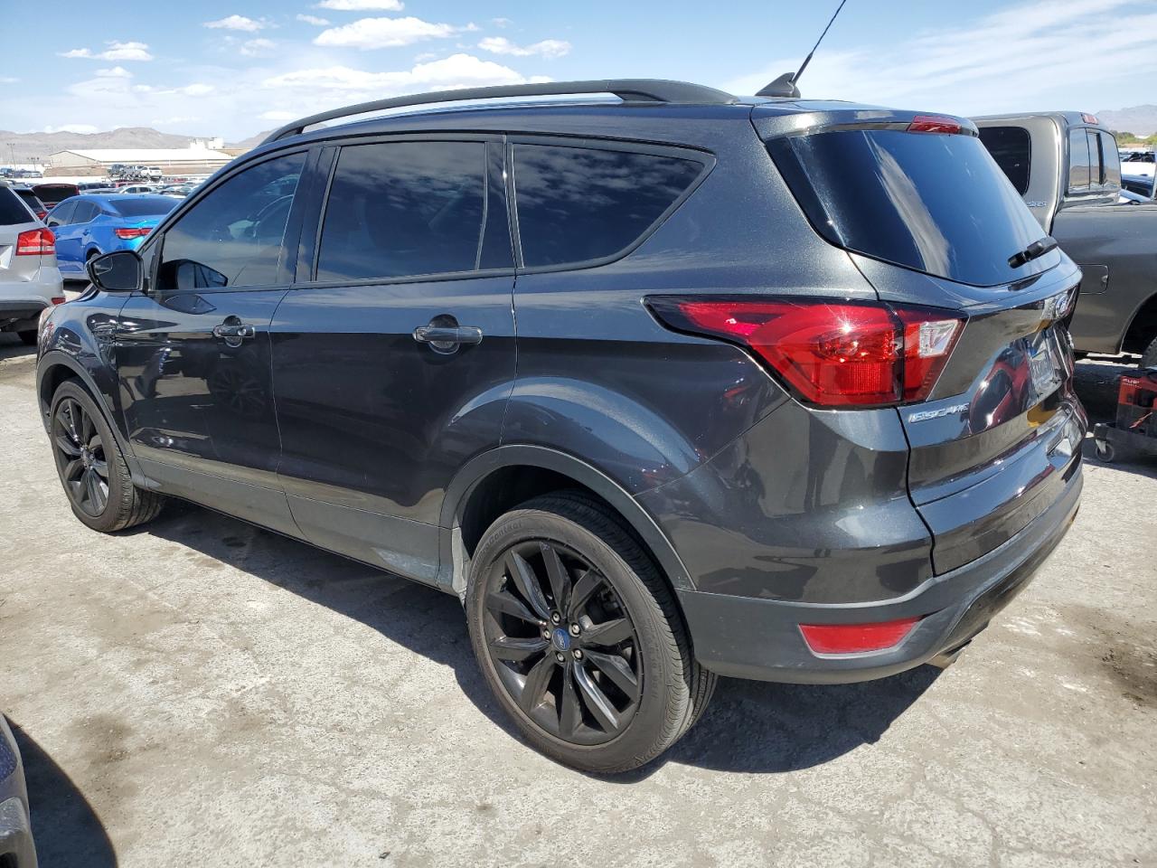 1FMCU0GD9KUA42037 FORD ESCAPE 2019