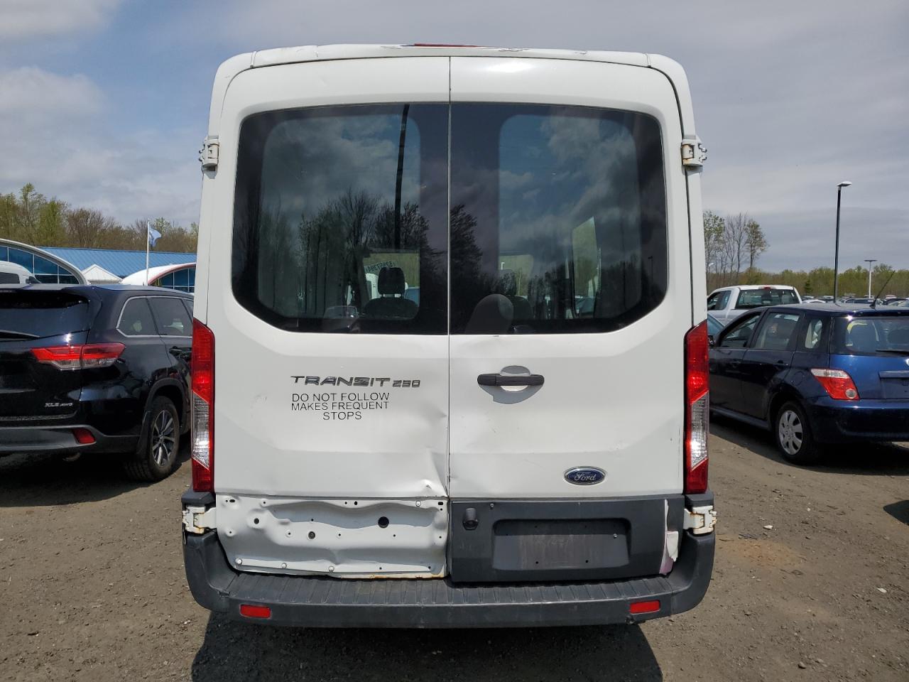 2017 Ford Transit T-250 vin: 1FTYR1CM3HKB24549