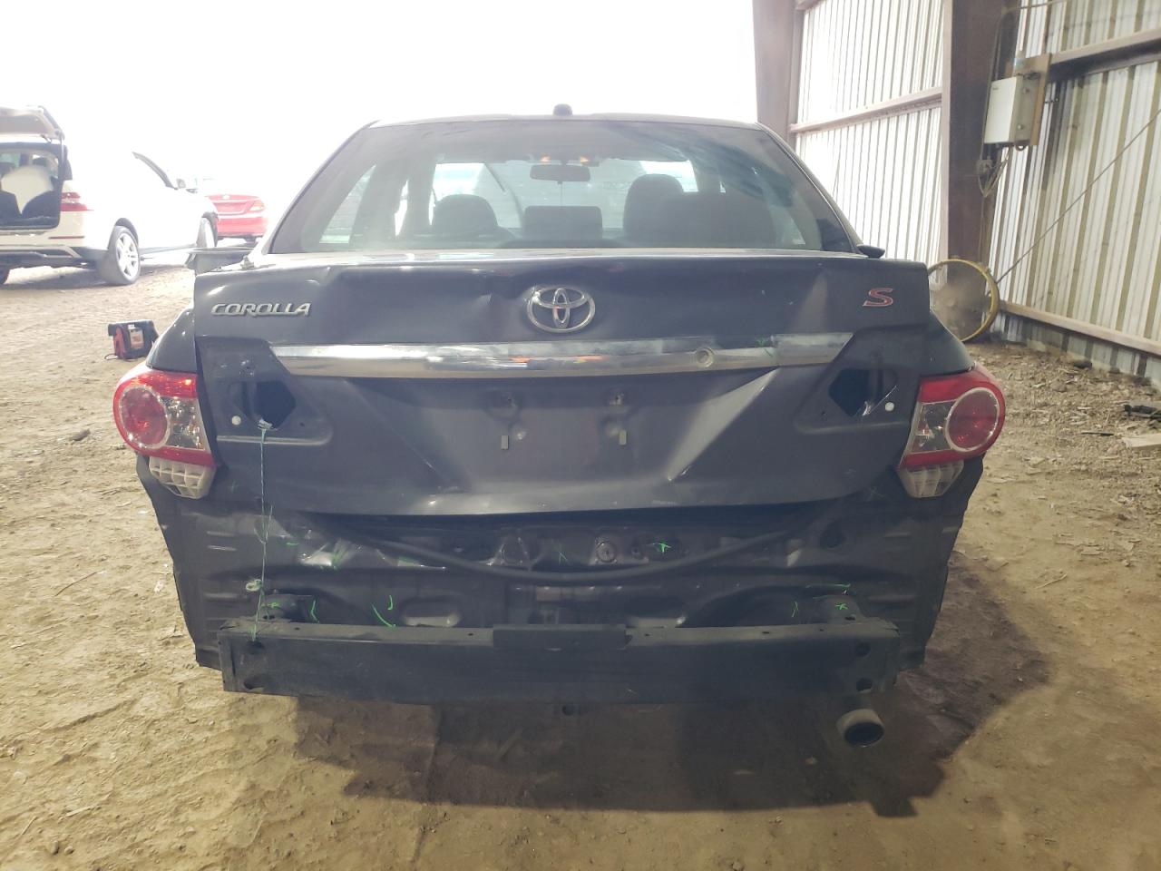 5YFBU4EE0DP201983 2013 Toyota Corolla Base