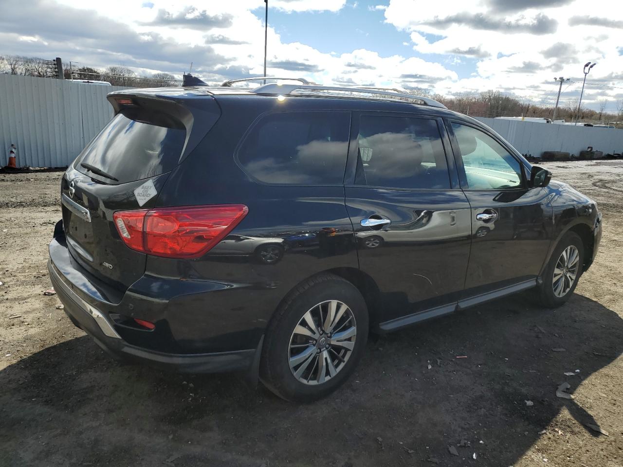 5N1DR2MM8KC651342 2019 Nissan Pathfinder S